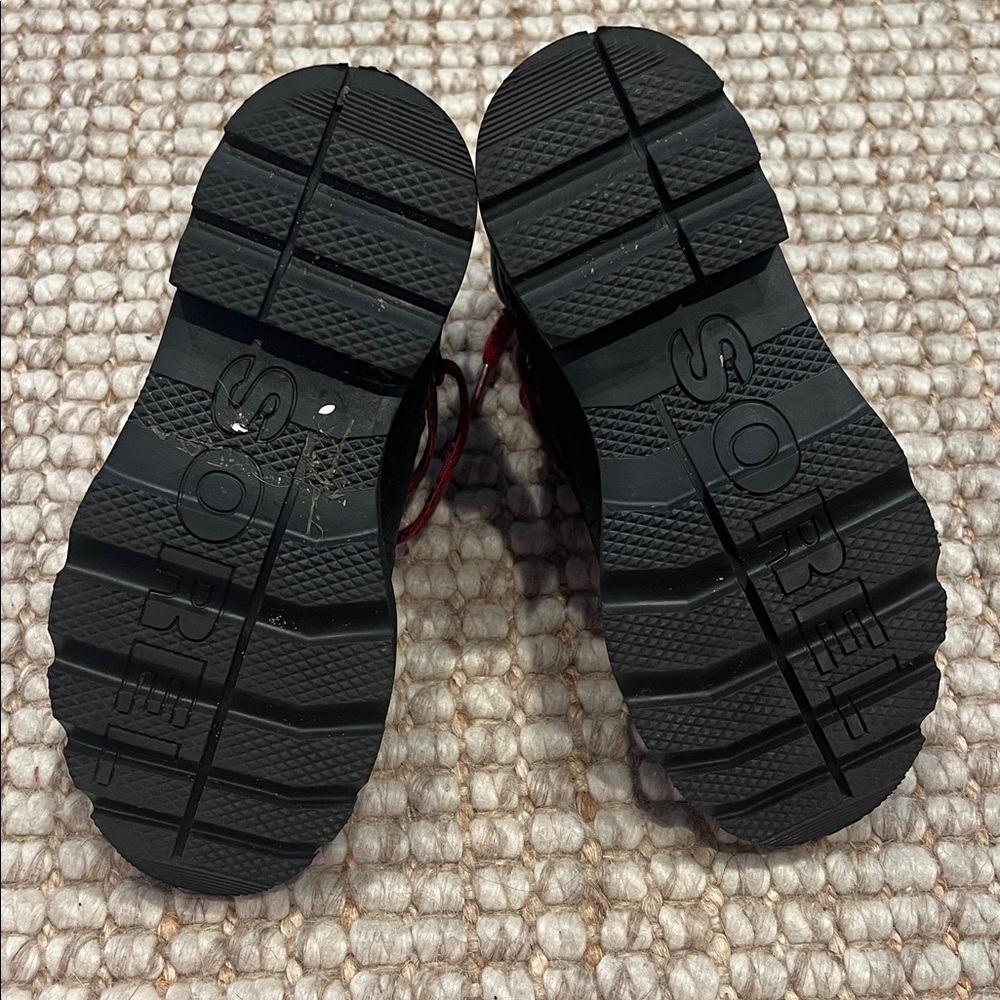 Sorel Black and Red Lace Up Boots - Picture 8 of 8